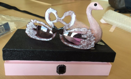 90 heures de travail pour réaliser cette monture en acétate