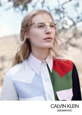 Calvin Klein Eyewear repositionne ses collections et dévoile ses nouveaux modèles