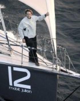 Route du Rhum : le bateau Monopticien.com remonte à la 3ème place de sa catégorie