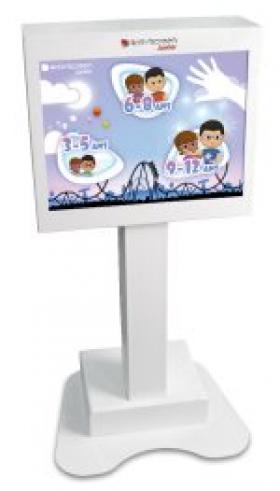 Activ'screen Junior : une station tactile d'essayage virtuel et de jeux dédiée aux 3 - 12 ans