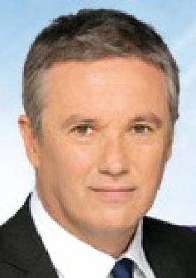Réseaux fermés et Ocam : le candidat souverainiste Nicolas Dupont-Aignan prend position
