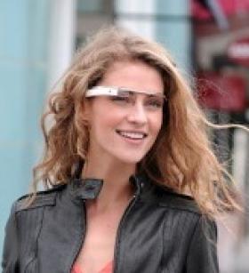 Les lunettes Google à réalité augmentée font de l'oeil à l'industrie du film X