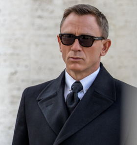 Daniel Craig en solaires Tom Ford dans « Spectre »