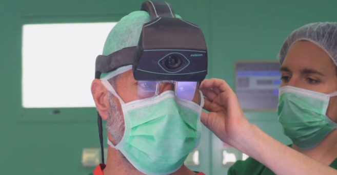 Une start-up israélienne promet de révolutionner la chirurgie avec son casque de réalité augmentée