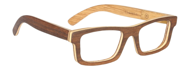 Les créateurs utilisent la technique du « lamellé-collé » pour la fabrication de lunettes en bois 