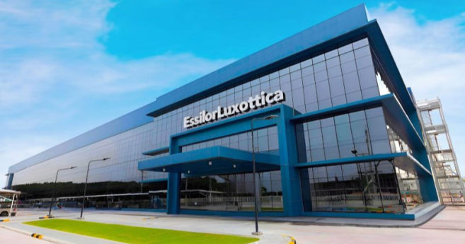 EssilorLuxottica multiplie ses sites de production
