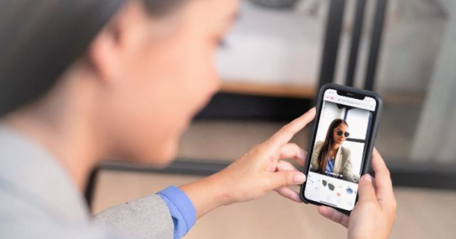 Le japonais Jins rentre dans le capital de Fittingbox