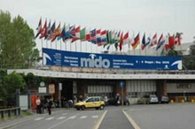 Mido 2006 : matériel, tendances des formes et des couleurs, le travail des branches