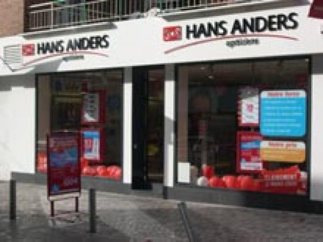 Le discounter Hans Anders inaugure son 1er magasin et milite pour le transfert de compétences vers les opticiens
