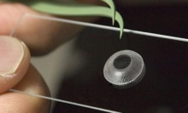 Bientôt une cornée artificielle en hydrogel biomimétique ?