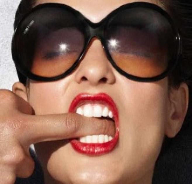 Les lunettes Tom Ford privées de pub en Italie pour cause d'image ‘sexuellement implicite'