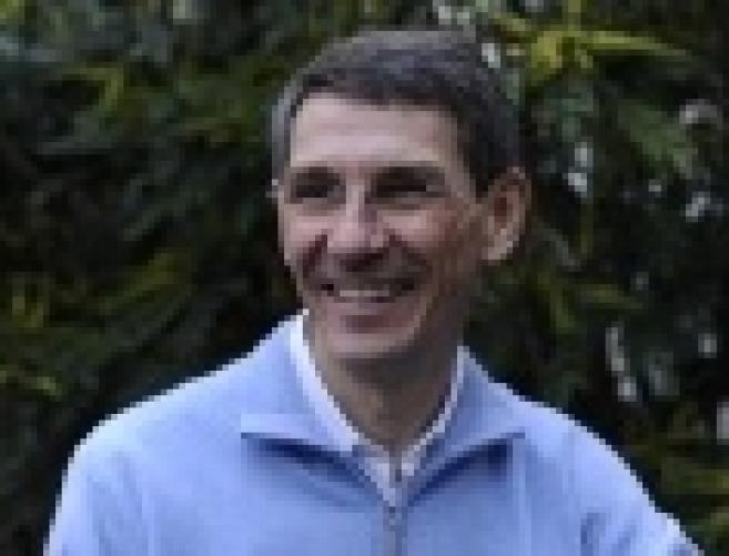 Hubert Sagnières devient PDG d'Essilor International