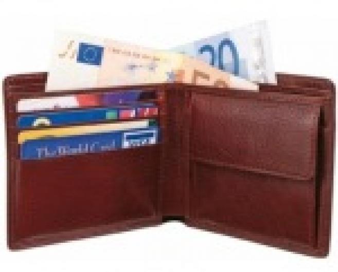 Les Français, plus optimistes sur leur pouvoir d'achat, continueront de consommer