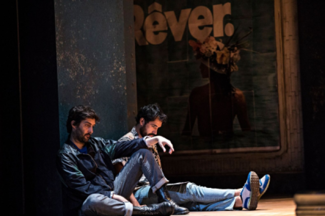 Mikli Diffusion France rend accessible deux nouvelles pièces de théâtre aux déficients visuels
