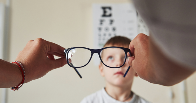 Myopie de l’enfant : quand freiner, comment traiter, quand arrêter ? Réponses d'ophtalmologistes