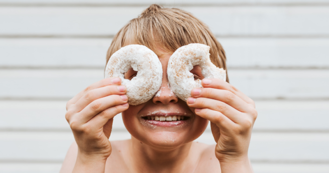 Une étude française met en lumière l'impact des glucides raffinés sur la myopie