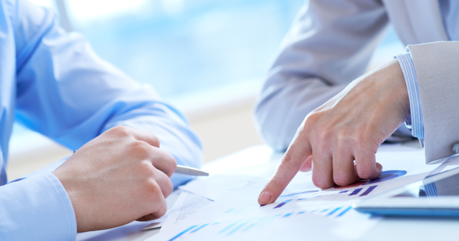 Pas de revalorisation des minima salariaux en 2026 pour la branche optique-lunetterie. Explications. 