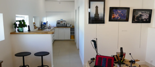 Vincent Marque a ouvert le 21 mai dernier, La Cave à lunettes