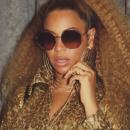 Beyoncé craque pour les solaires Chloé Poppy