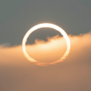 Éclipse solaire: Écouter Voir et Bayard Jeunesse s’engagent pour la prévention