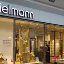  Fielmann accélère en Italie