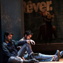 Mikli Diffusion France rend accessible deux nouvelles pièces de théâtre aux déficients visuels