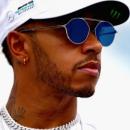Lewis Hamilton séduit par les montures Web Eyewear de Marcolin