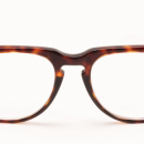 Deux jeunes créateurs lancent une marque de lunettes française en série limitée