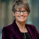 Martine Loyer, nouvelle directrice générale du groupement Optic 2ooo, succède à Benoît Jaubert