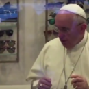 Le pape François s'achète des lunettes comme « Monsieur-tout-le-monde »