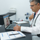 La téléconsultation est pratiquée surtout par les jeunes urbains, loin du profil cible des déserts médicaux