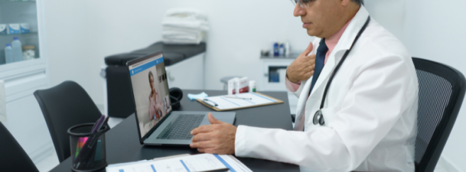 En 2024, la téléconsultation reste une pratique ancrée chez les jeunes urbains selon la Drees