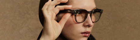 EssilorLuxottica et Meta lancent les Ray-Ban Blayzer et Scriber, des lunettes connectées pensées d'abord pour les amétropes