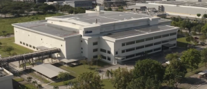 Alcon franchit la barre des 10 milliards de dollars de chiffre d’affaires en 2025