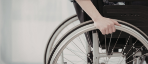 Fauteuils roulants : une réforme à contre-courant du modèle optique