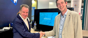 iZySolutions fédère les géants du logiciel opticien et prend une dimension mondiale