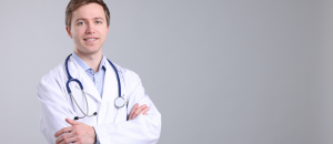 Un médecin généraliste peut-il faire une ordonnance pour des lunettes ?