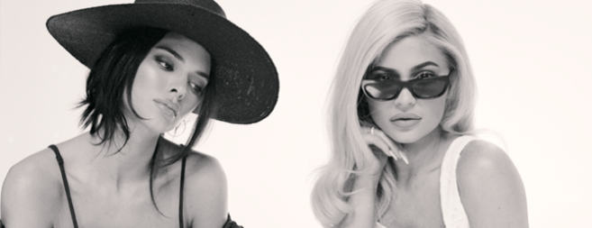Visuel de l'opération Kendall & Kylie relayé en presse et en TV