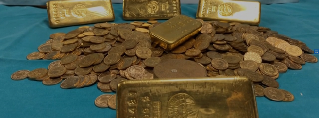 1 000 pièces de 20 Francs or et 5 lingots d’or découverts !