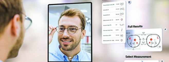 Un miroir connecté permettant de garder la distance entre opticien et porteur