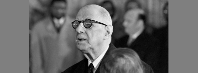 Charles de Gaulle ne portait que très rarement ses lunettes. Ici en 1969, quelques semaines avant qu'il ne quitte le pouvoir