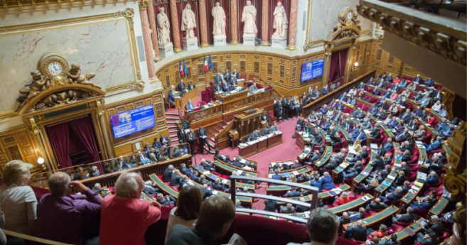 hemicycle_senat_header.png