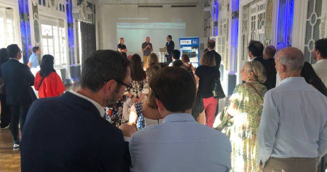 hoya_vision_care_france_fete_ses_25_ans.png