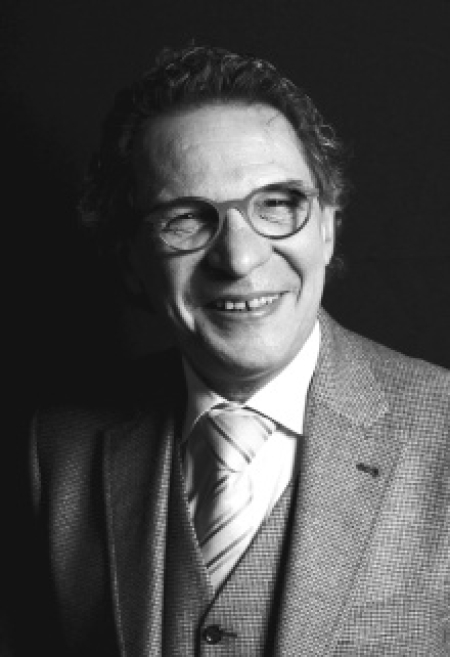marcel_cezar_acuitis.jpg