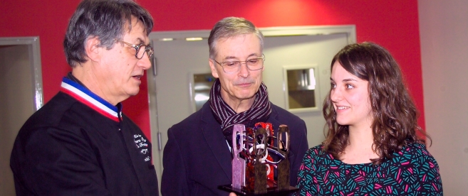 att02556.jpg