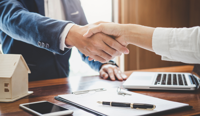 EssilorLuxottica Applied Materials semi conducteurs lunettes connectees