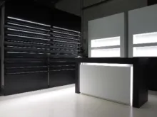 MOBILIER en parfait état très design