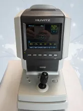 Autoréfractomètre / kératomètre Huvitz HRK-7000A