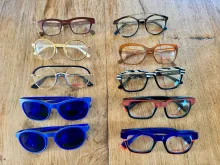 Déstockage : Lot de 23 montures ETNIA BARCELONA et leurs étuis