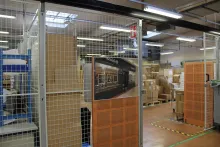 BBGR est le fournisseur exclusif de l’enseigne Acuitis. Le verrier stocke dans son usine 3 200 montures référencées. Environ 500 équipements sont envoyés chaque jour vers les 40 magasins du réseau.